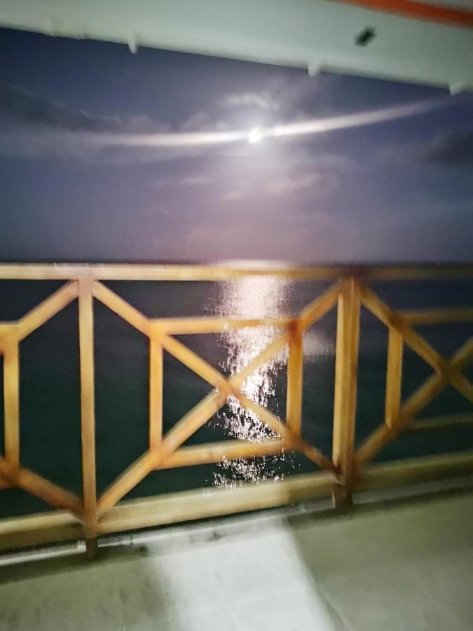 Cabanas Mister Mac Fresh Water Bay Bagian luar foto