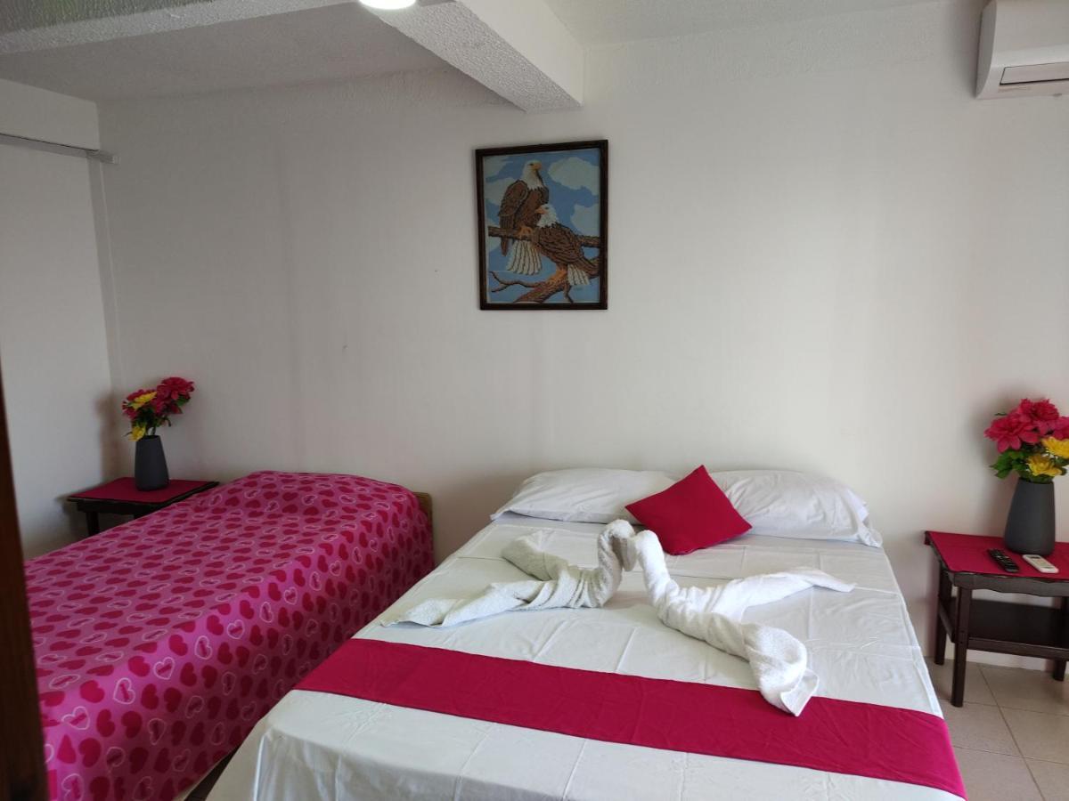 Cabanas Mister Mac Fresh Water Bay Bagian luar foto
