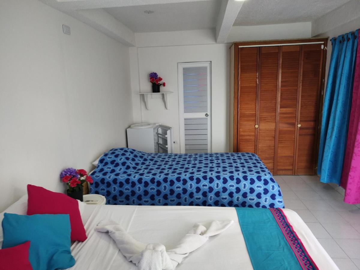 Cabanas Mister Mac Fresh Water Bay Bagian luar foto