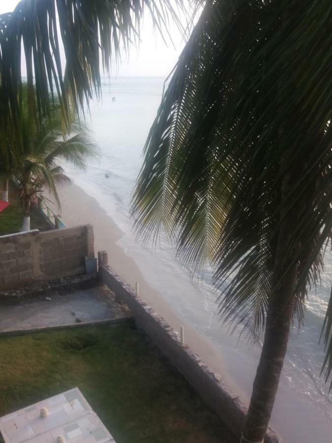 Cabanas Mister Mac Fresh Water Bay Bagian luar foto
